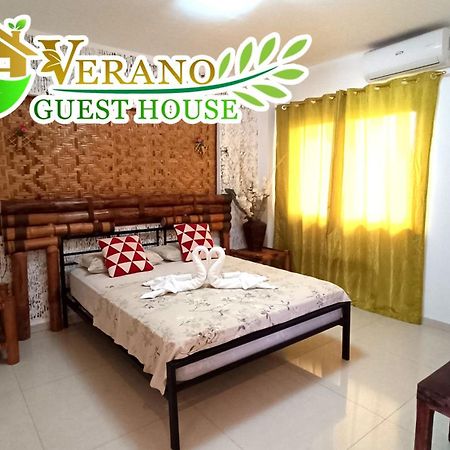 Verano Guesthouse タグビララン エクステリア 写真