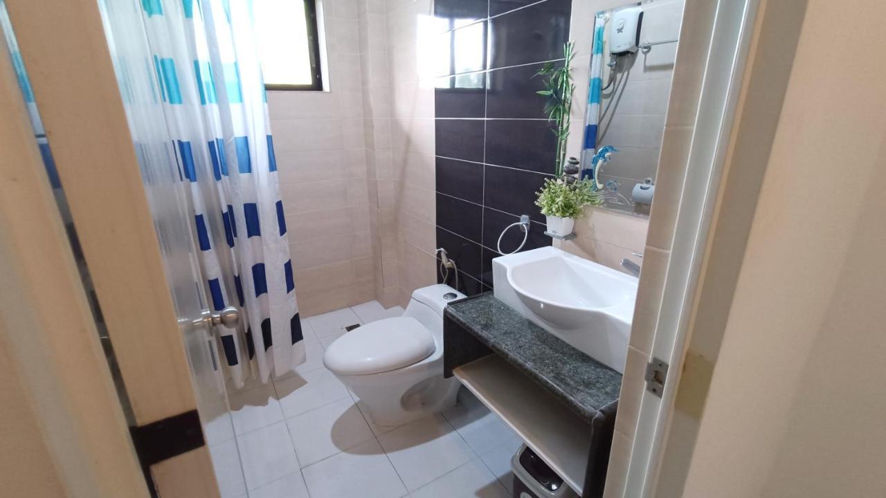 Verano Guesthouse タグビララン エクステリア 写真