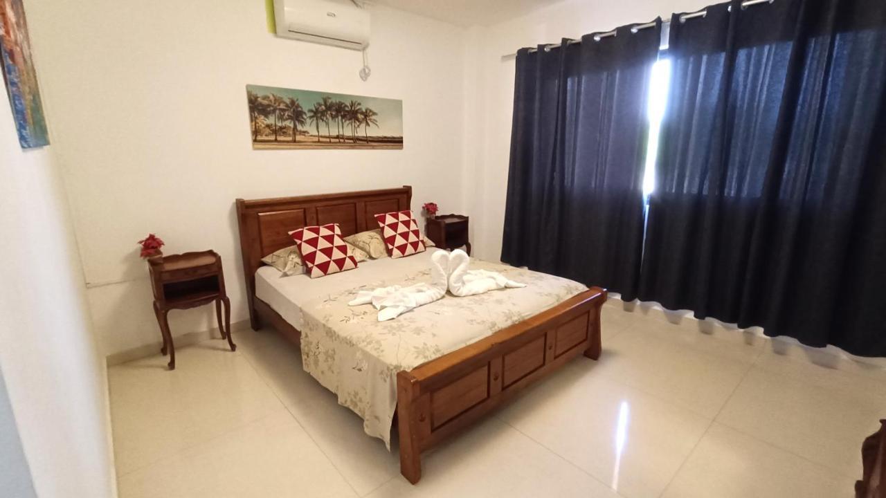 Verano Guesthouse タグビララン エクステリア 写真