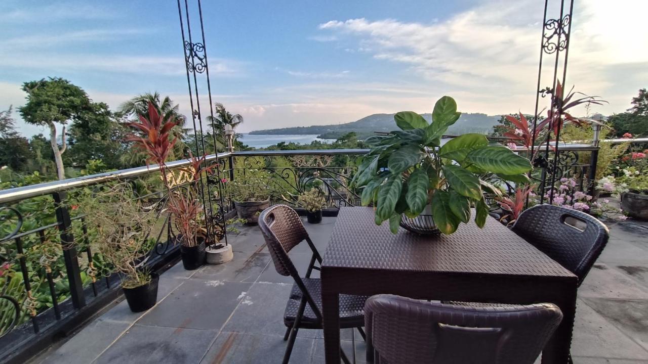 Verano Guesthouse タグビララン エクステリア 写真