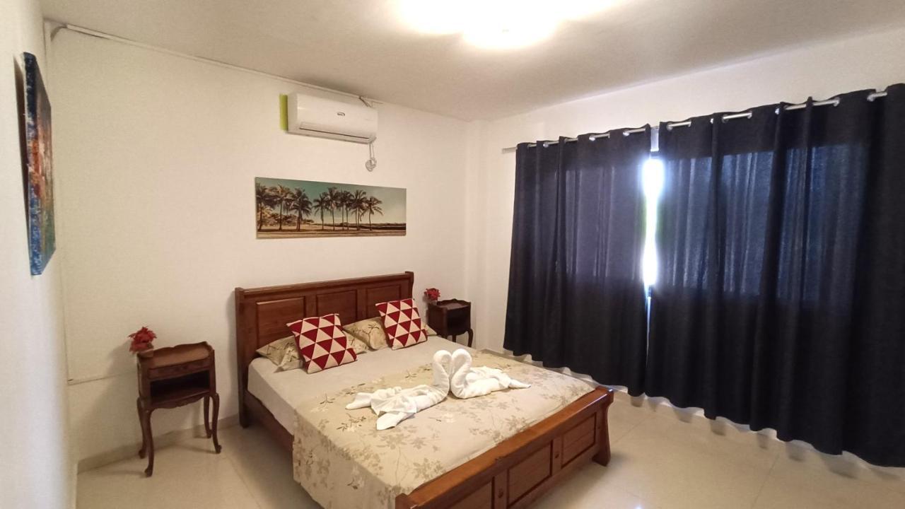 Verano Guesthouse タグビララン エクステリア 写真