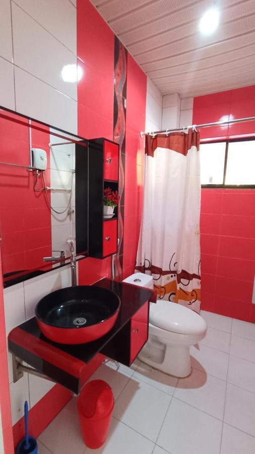 Verano Guesthouse タグビララン エクステリア 写真